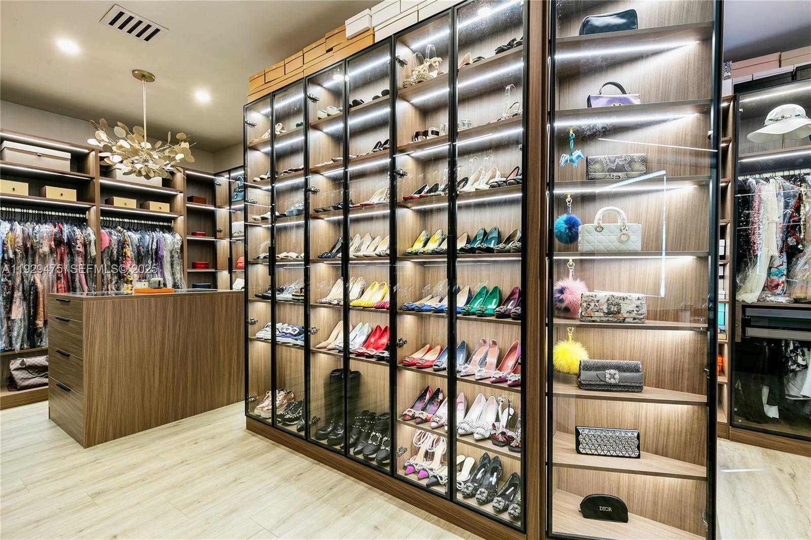 Imagen de Pequeño Objeto