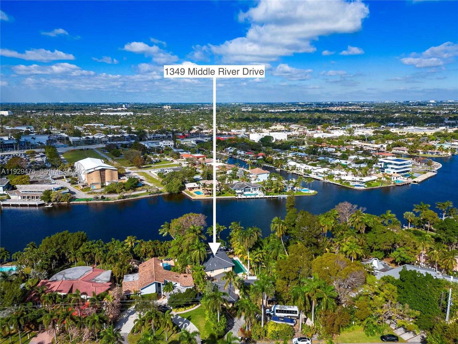 Imagen de Pequeño Objeto