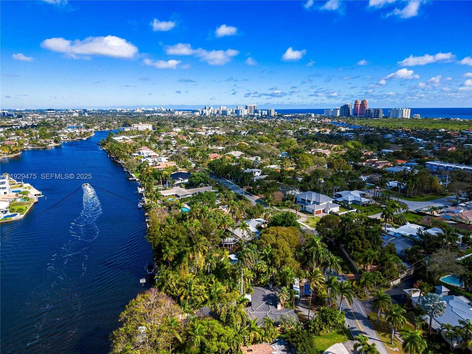 Imagen de Pequeño Objeto