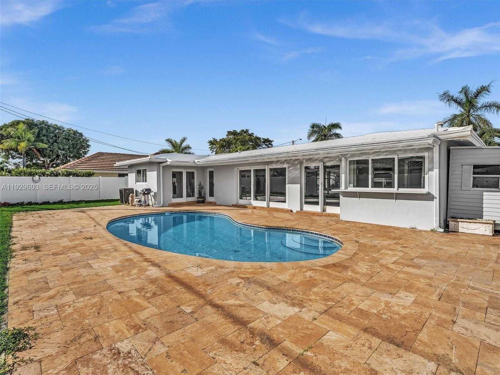 Small Image of 2144 NORTH EAST 64TH ST, Fort Lauderdale Number 29