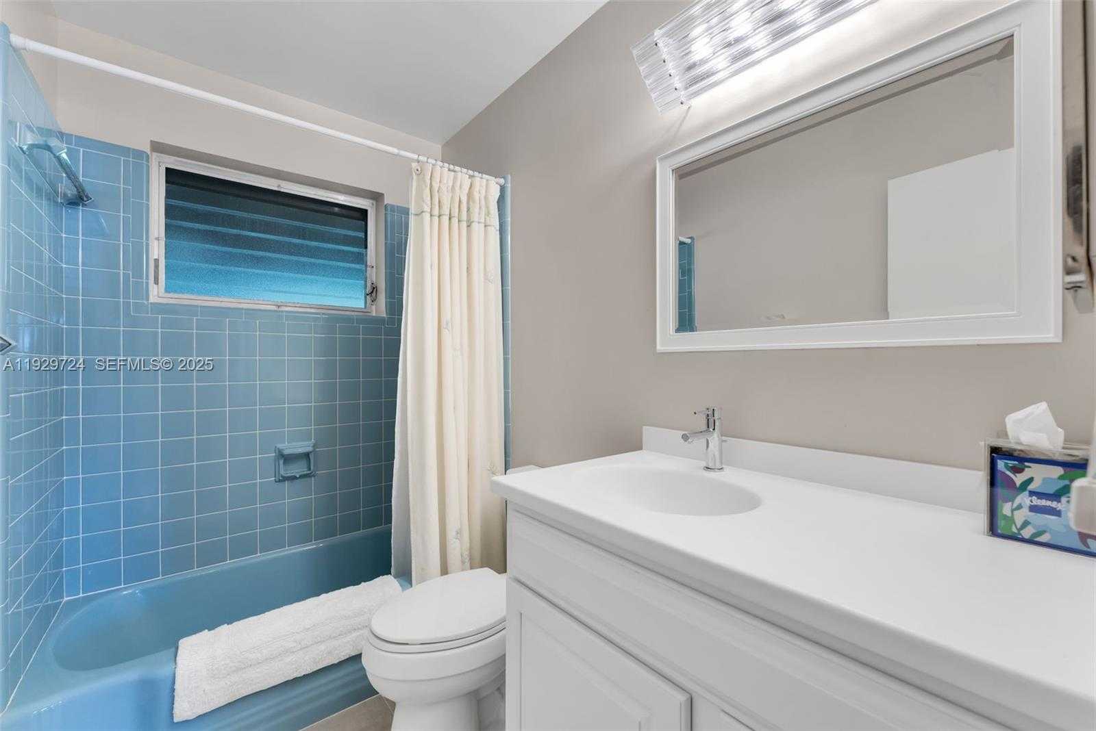 Small Image of 8345 SOUTH WEST 98TH ST, Miami Number 16