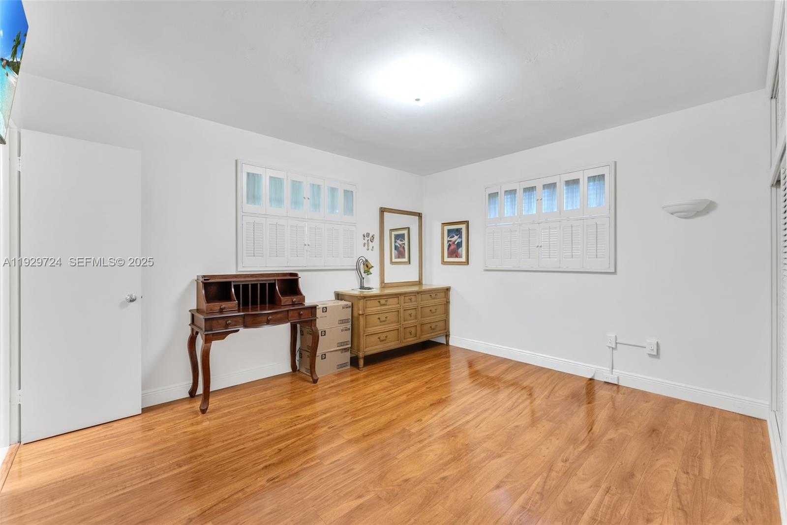 Small Image of 8345 SOUTH WEST 98TH ST, Miami Number 17