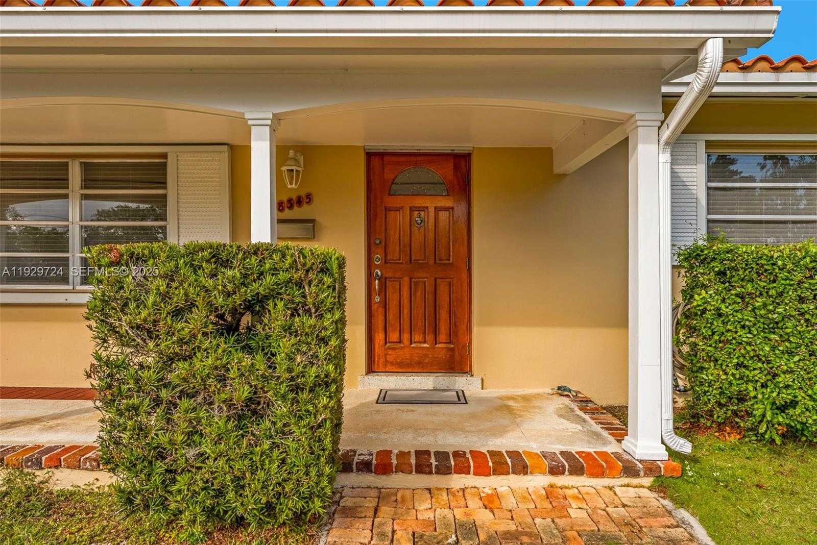 Small Image of 8345 SOUTH WEST 98TH ST, Miami Number 5