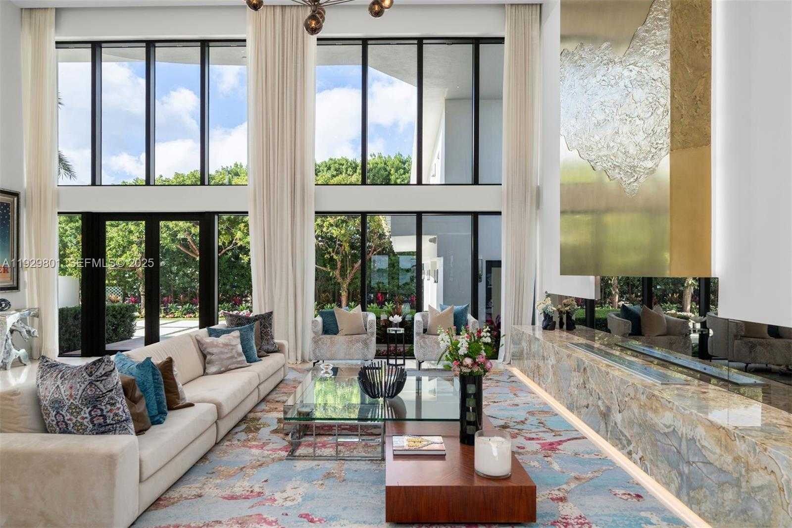 Small Image of 1995 NORTH EAST 118TH RD, North Miami Number 11