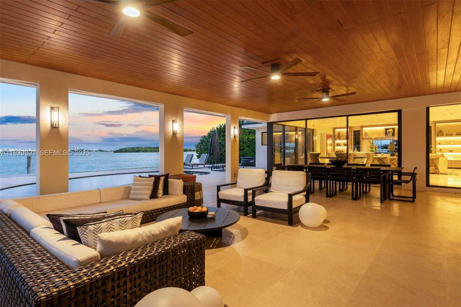 Small Image of 1995 NORTH EAST 118TH RD, North Miami Number 20