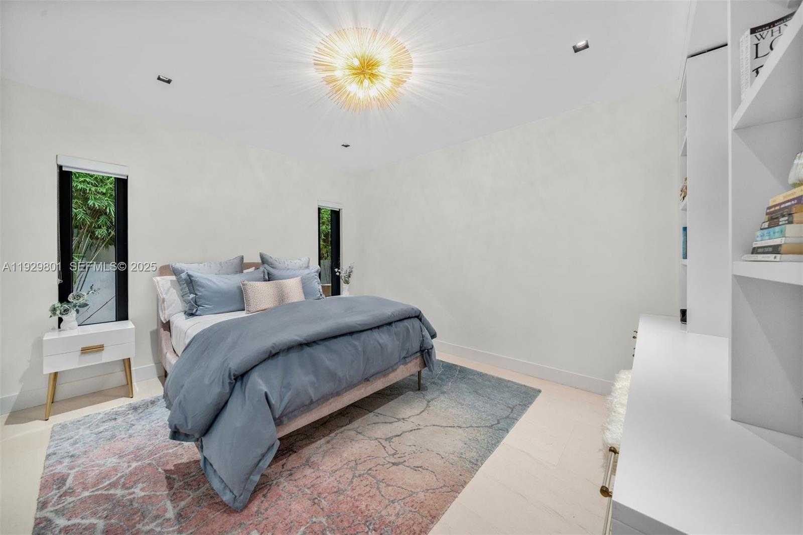 Small Image of 1995 NORTH EAST 118TH RD, North Miami Number 29