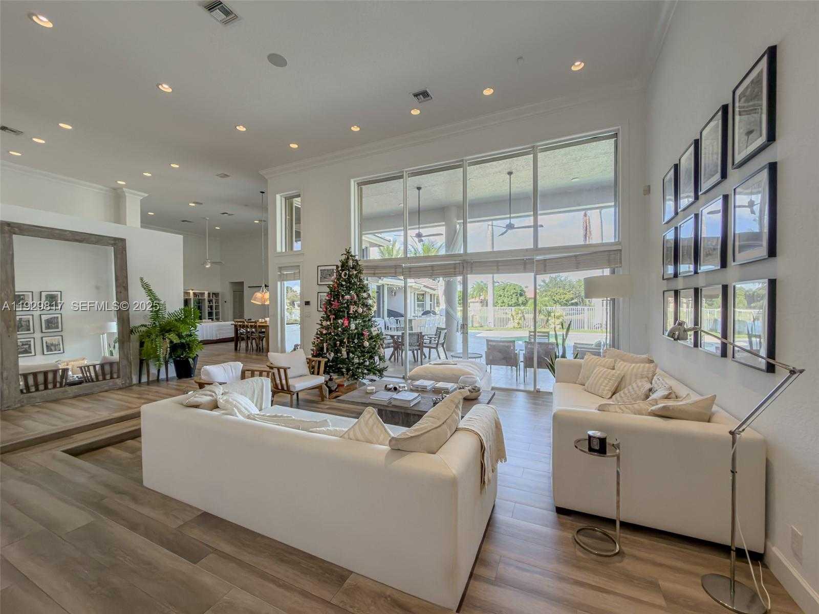 Small Image of 2950 MEDINAH, Weston Number 21