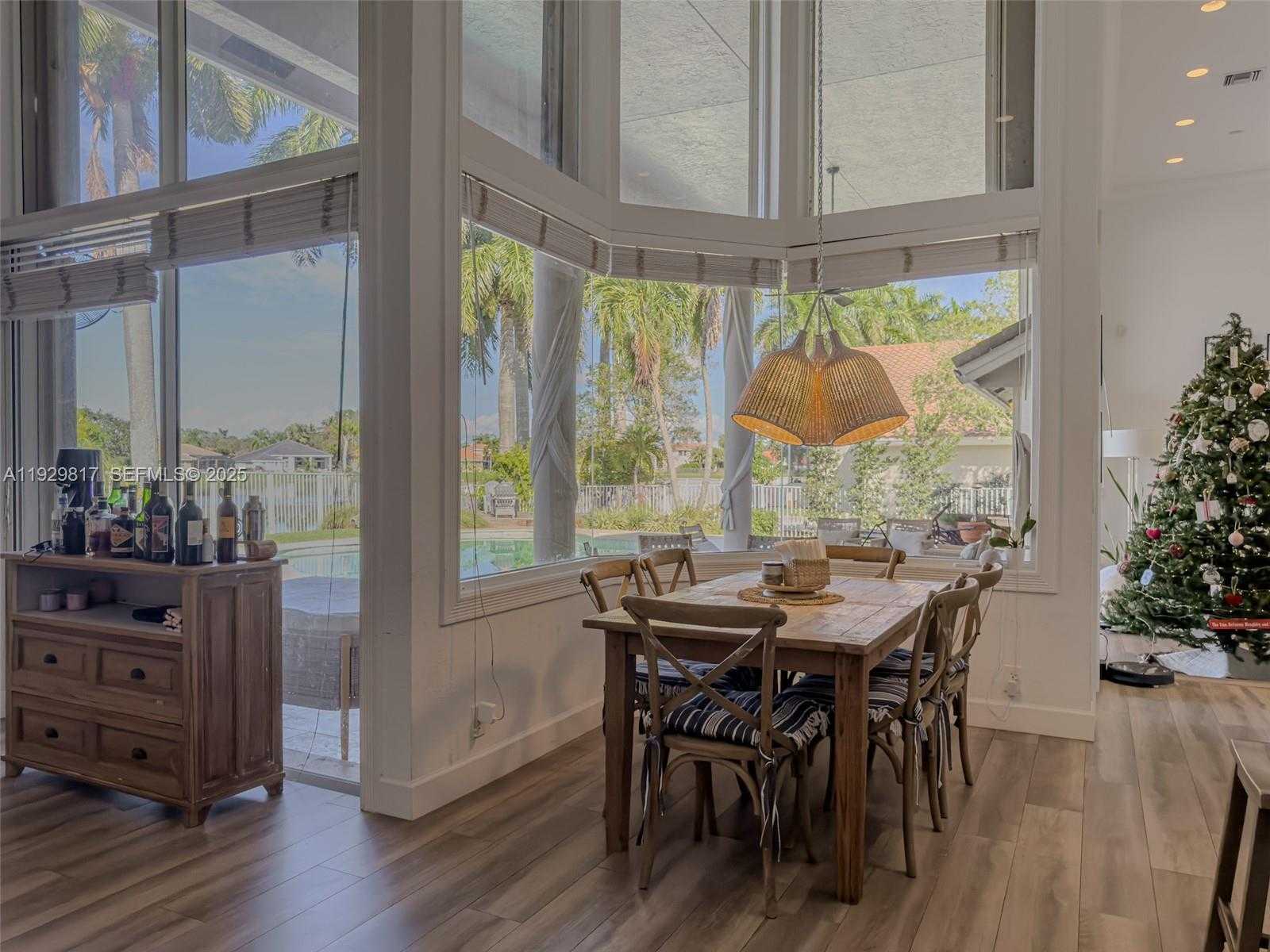 Small Image of 2950 MEDINAH, Weston Number 33