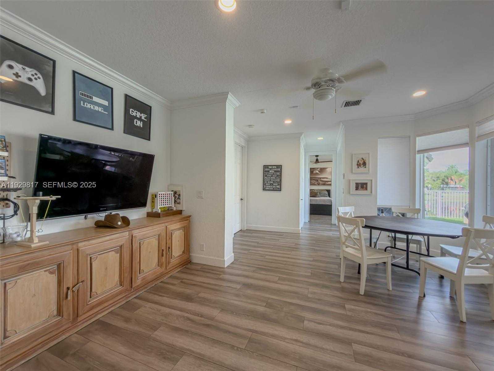 Small Image of 2950 MEDINAH, Weston Number 48