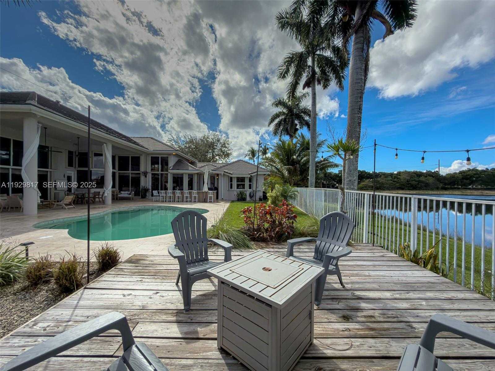 Small Image of 2950 MEDINAH, Weston Number 66