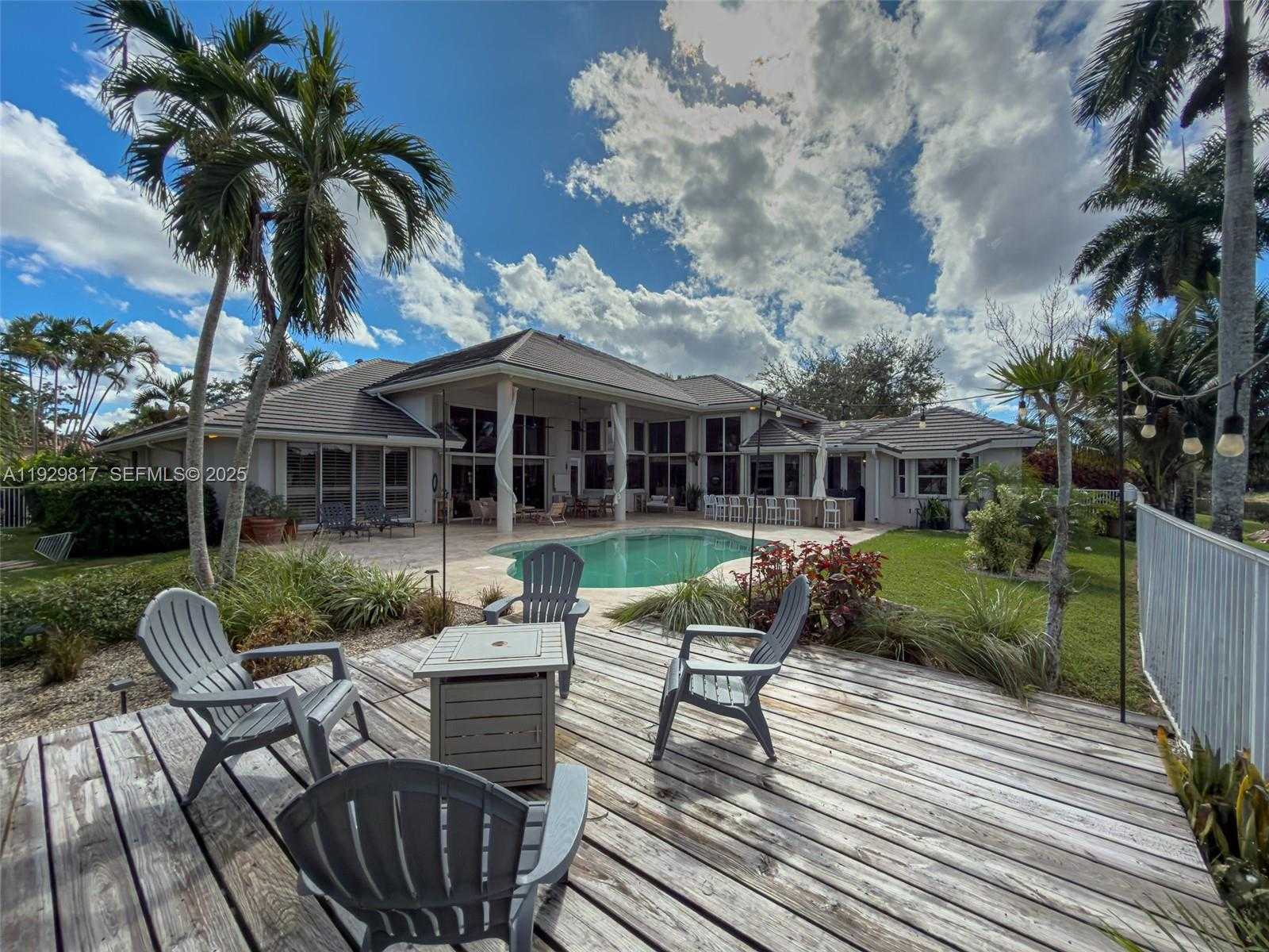 Small Image of 2950 MEDINAH, Weston Number 67