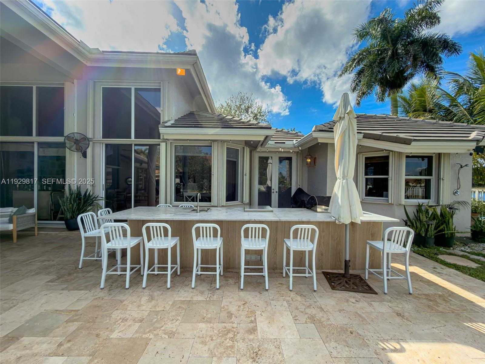 Small Image of 2950 MEDINAH, Weston Number 70