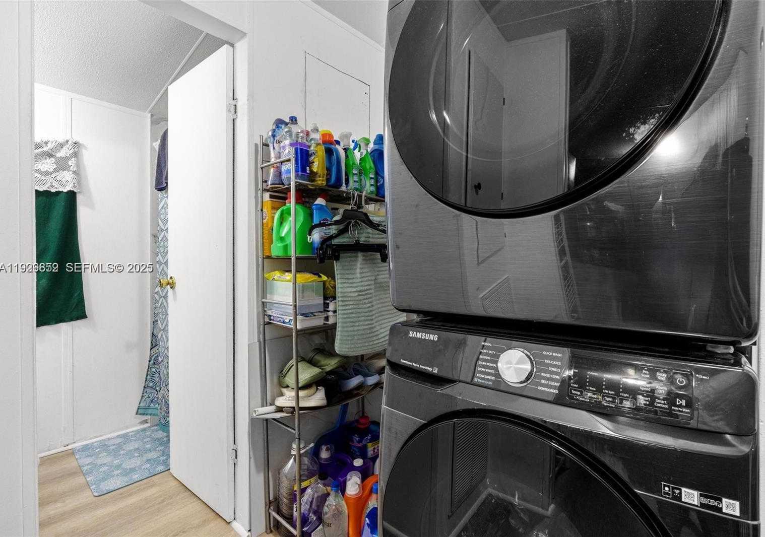 Small Image of 17350 SOUTH WEST 232ND ST LOT 29, Miami Number 21