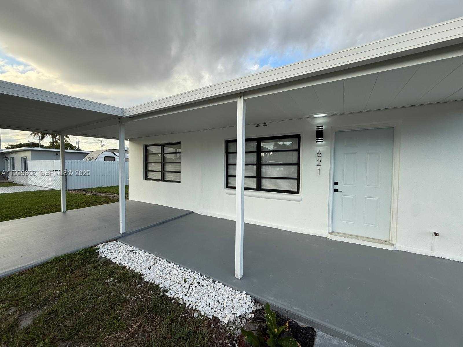 Imagen de Pequeño Objeto