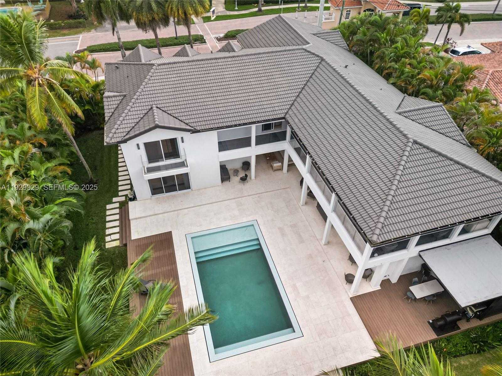 Small Image of 431 LAYNE BLVD, Hallandale Beach Number 18