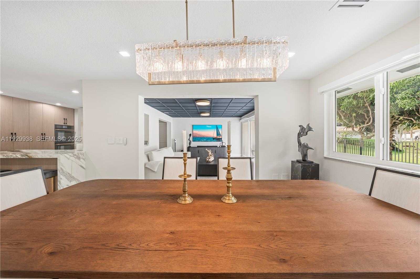 Imagen de Pequeño Objeto