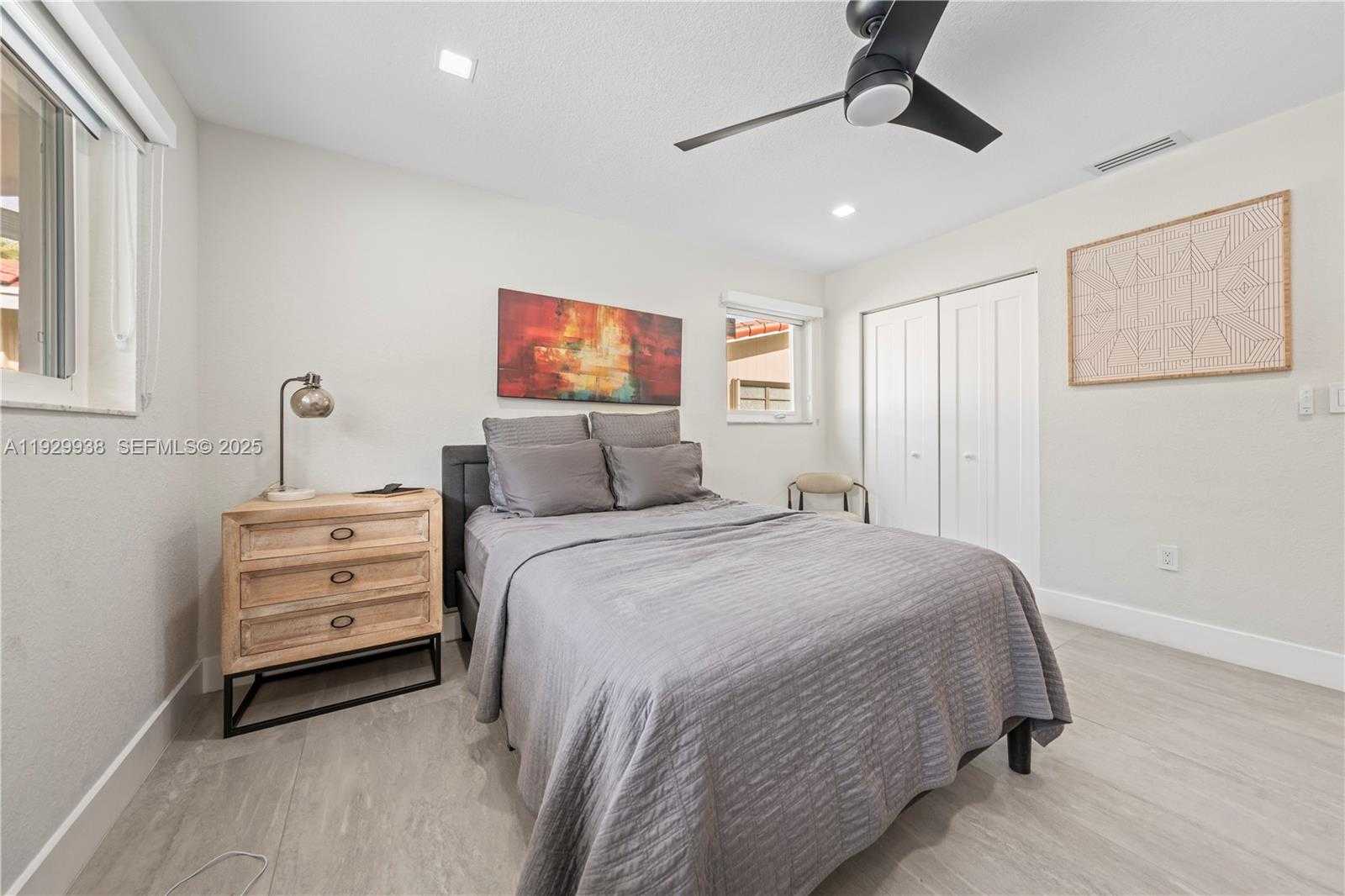 Imagen de Pequeño Objeto