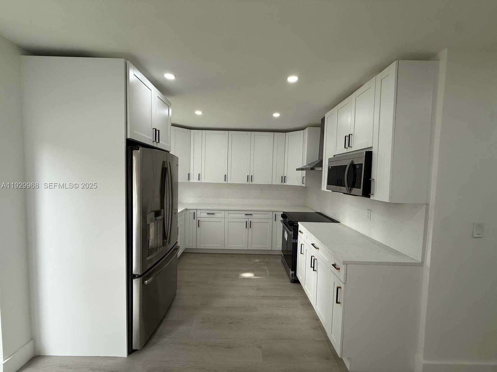 Small Image of 4366 SOUTH WEST 5TH TER, Miami Number 14