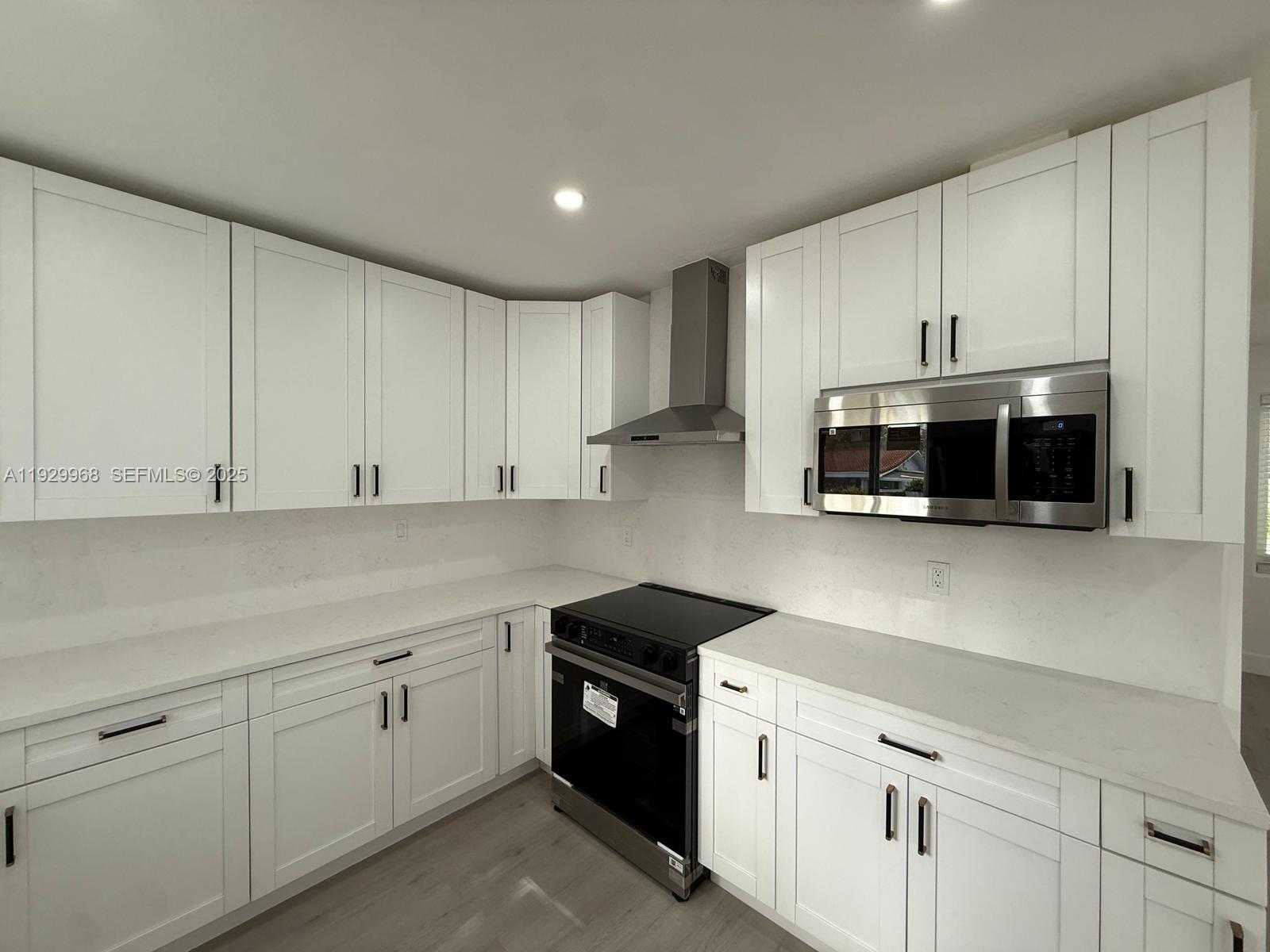 Small Image of 4366 SOUTH WEST 5TH TER, Miami Number 15