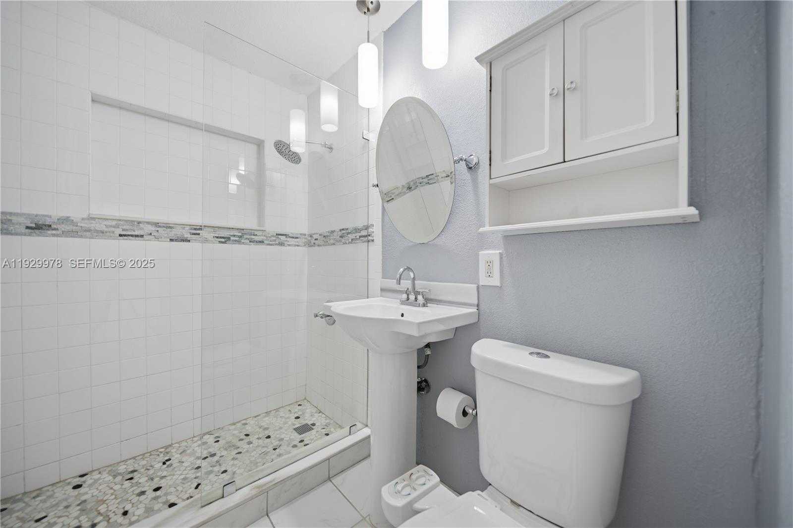 Small Image of 10730 SOUTH WEST 51ST DR, Miami Number 13