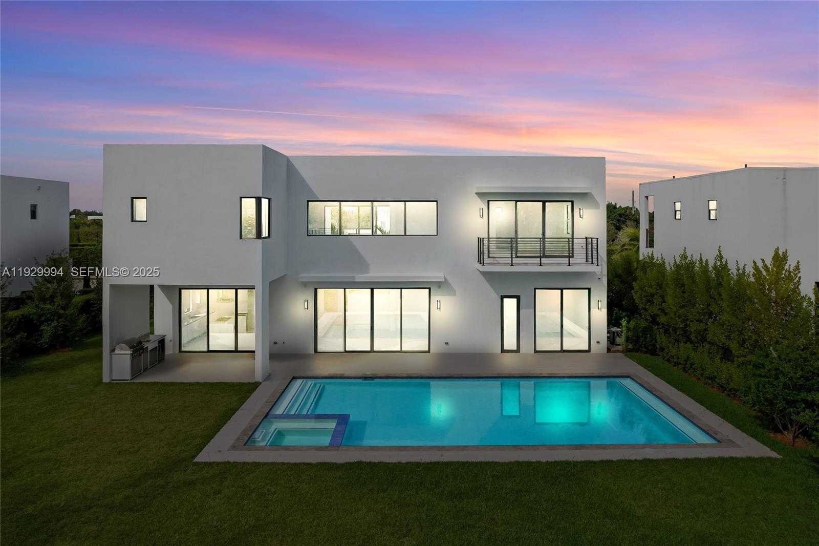 Small Image of 16492 SOUTH BOTANIKO DR S, Weston Number 1