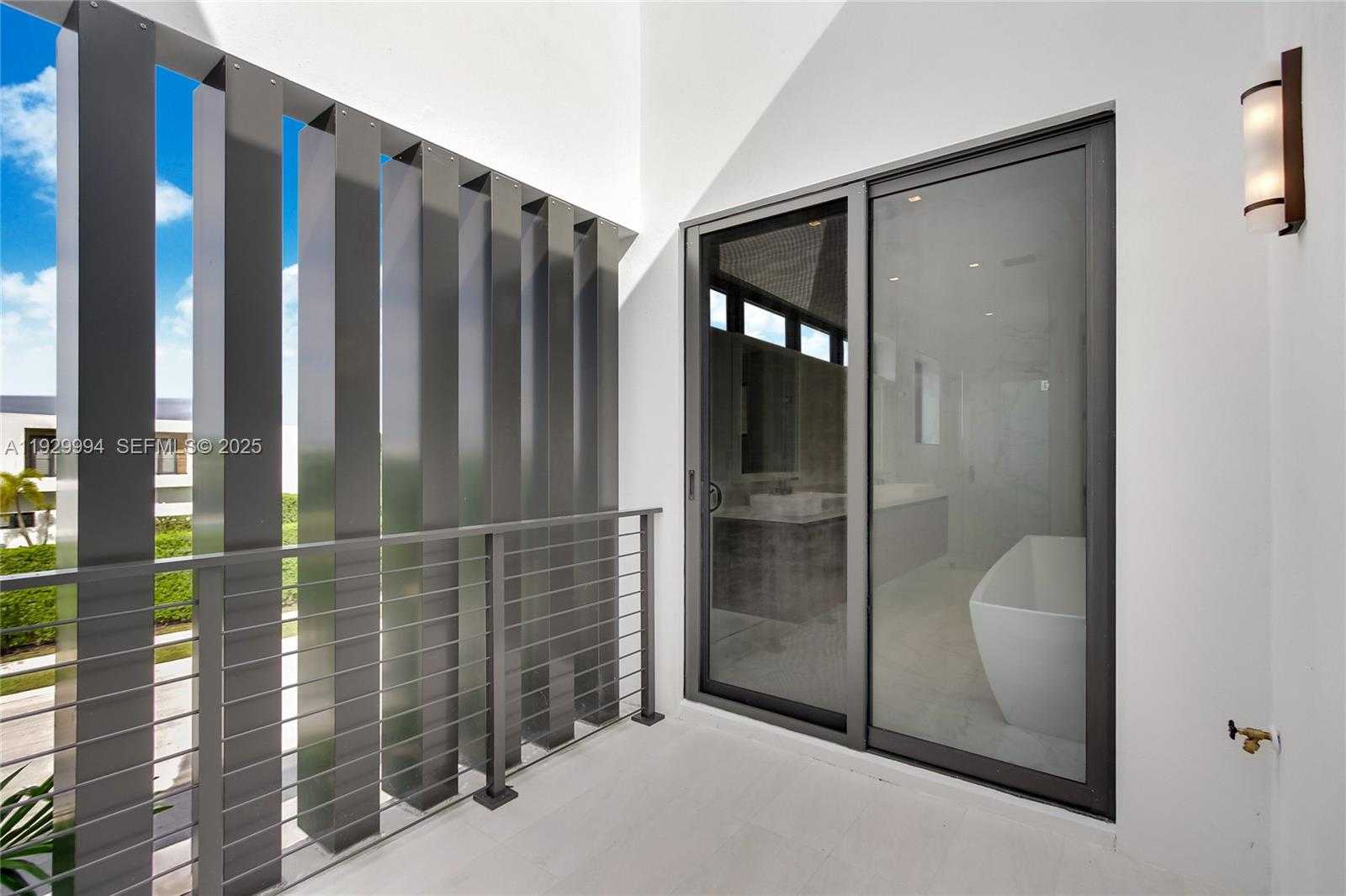 Small Image of 16492 SOUTH BOTANIKO DR S, Weston Number 19