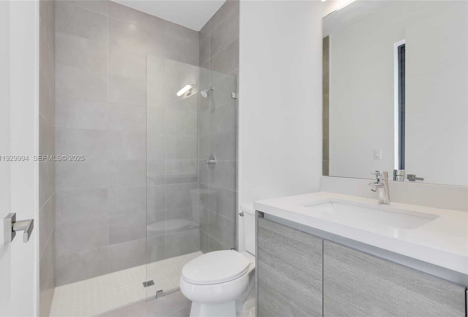 Small Image of 16492 SOUTH BOTANIKO DR S, Weston Number 23