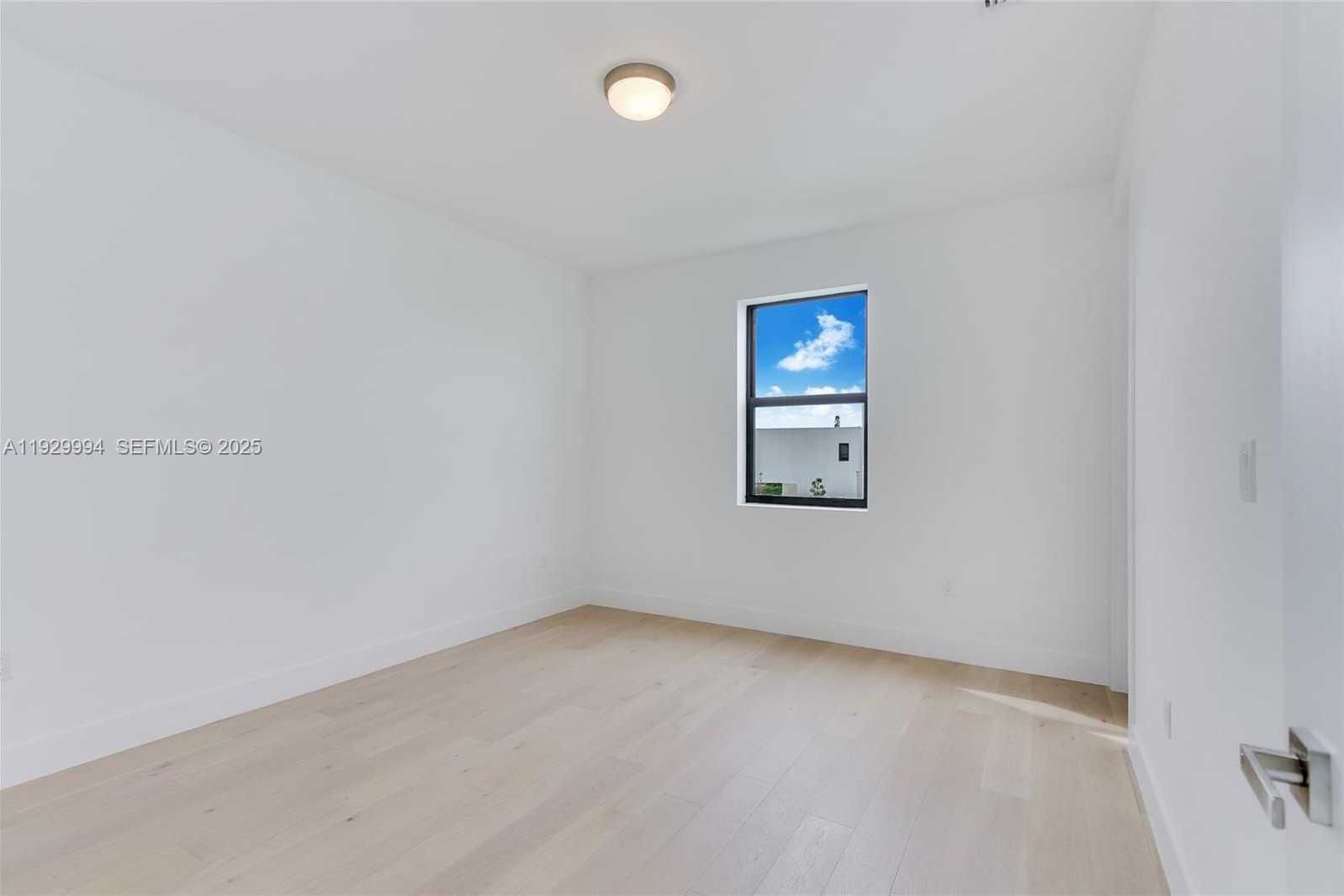 Small Image of 16492 SOUTH BOTANIKO DR S, Weston Number 24