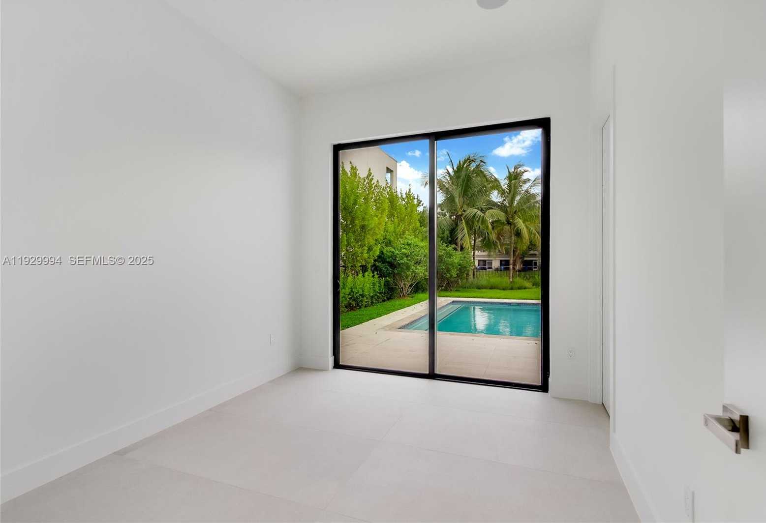 Small Image of 16492 SOUTH BOTANIKO DR S, Weston Number 26