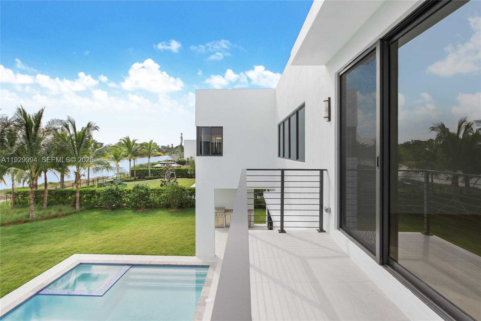 Small Image of 16492 SOUTH BOTANIKO DR S, Weston Number 28