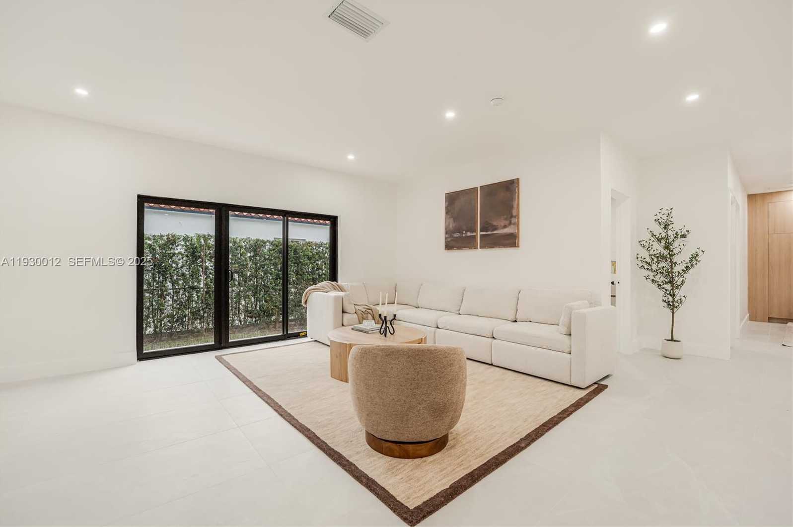 Small Image of 1344 SOUTH WEST 18TH ST, Miami Number 4