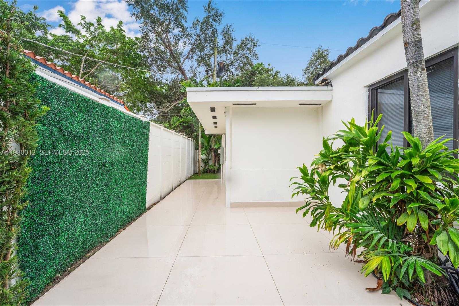 Small Image of 1344 SOUTH WEST 18TH ST, Miami Number 53