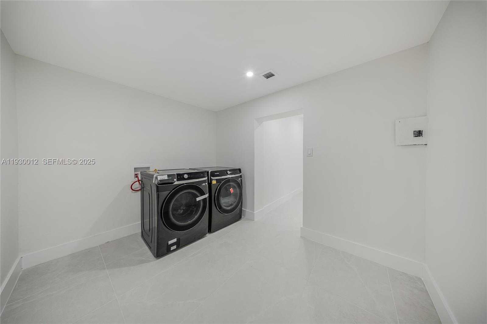 Small Image of 1344 SOUTH WEST 18TH ST, Miami Number 59