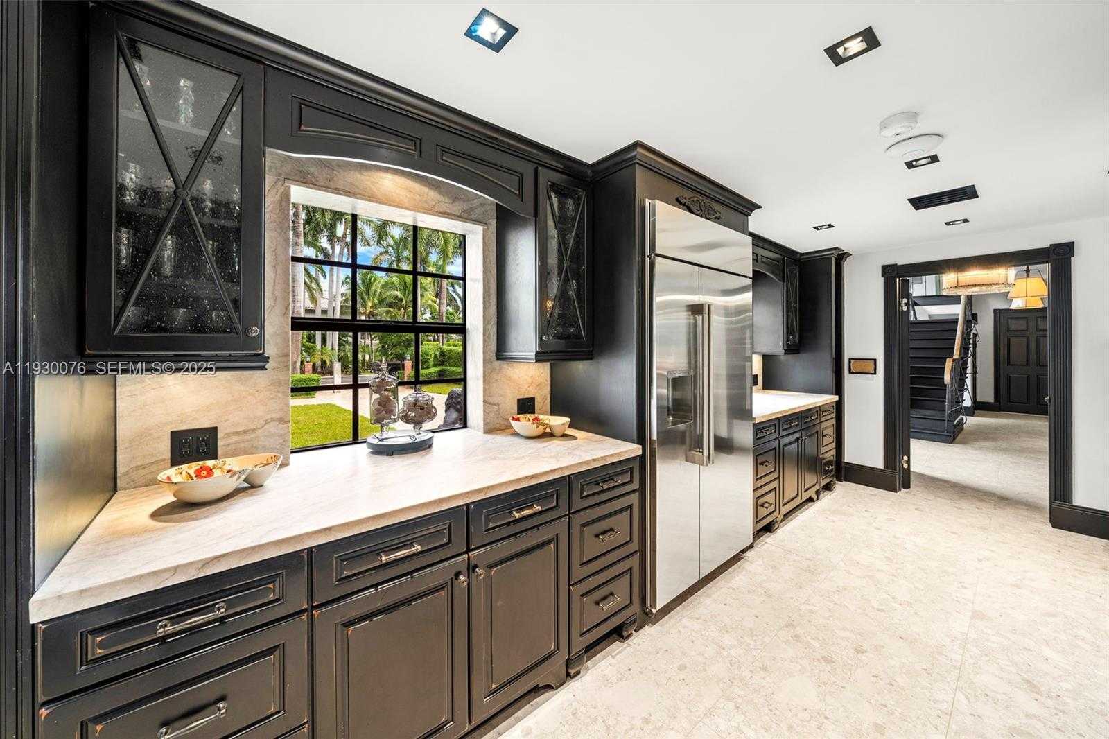 Small Image of 980 BELLE MEADE ISLAND DR, Miami Number 40