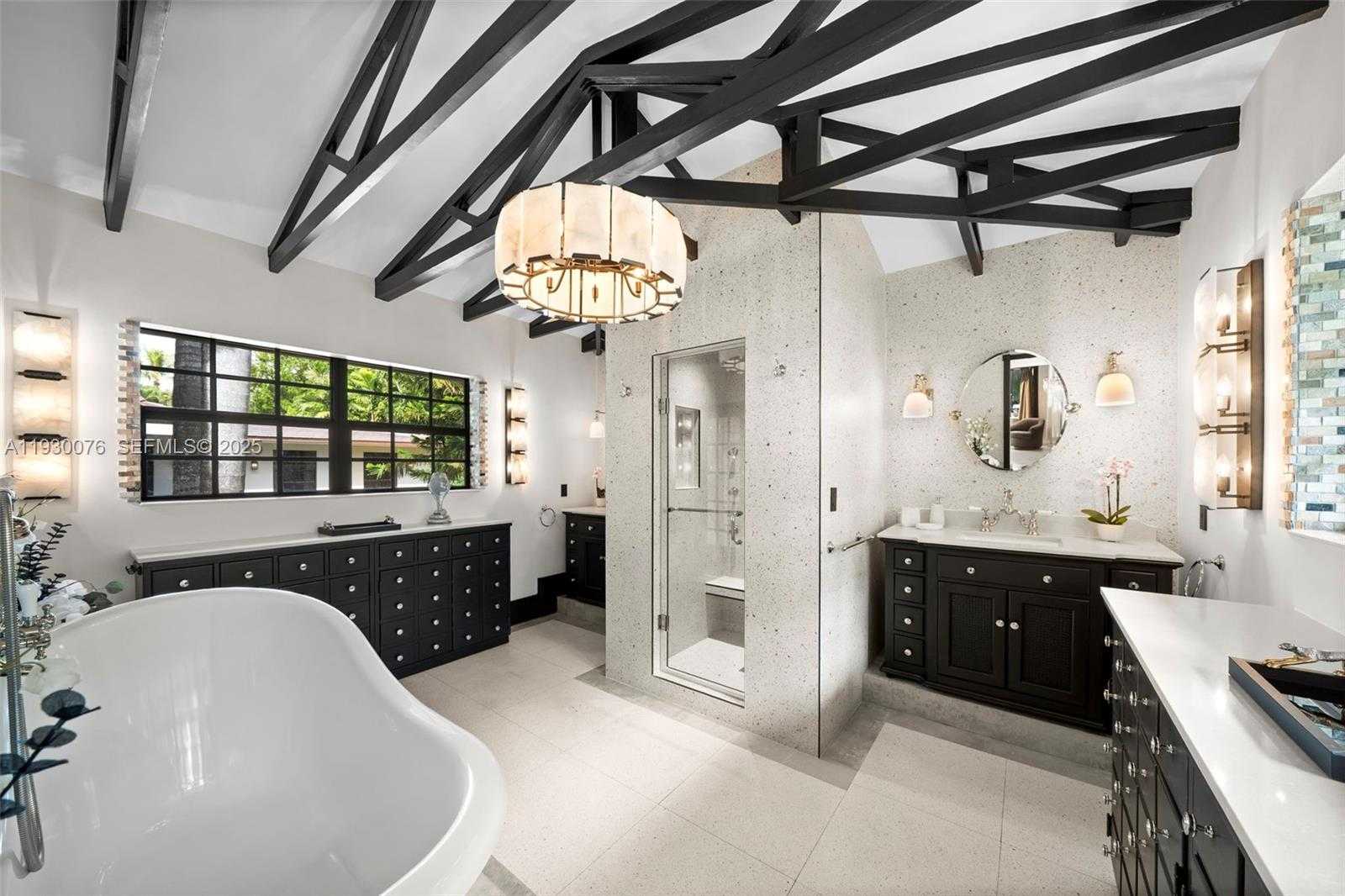 Small Image of 980 BELLE MEADE ISLAND DR, Miami Number 49