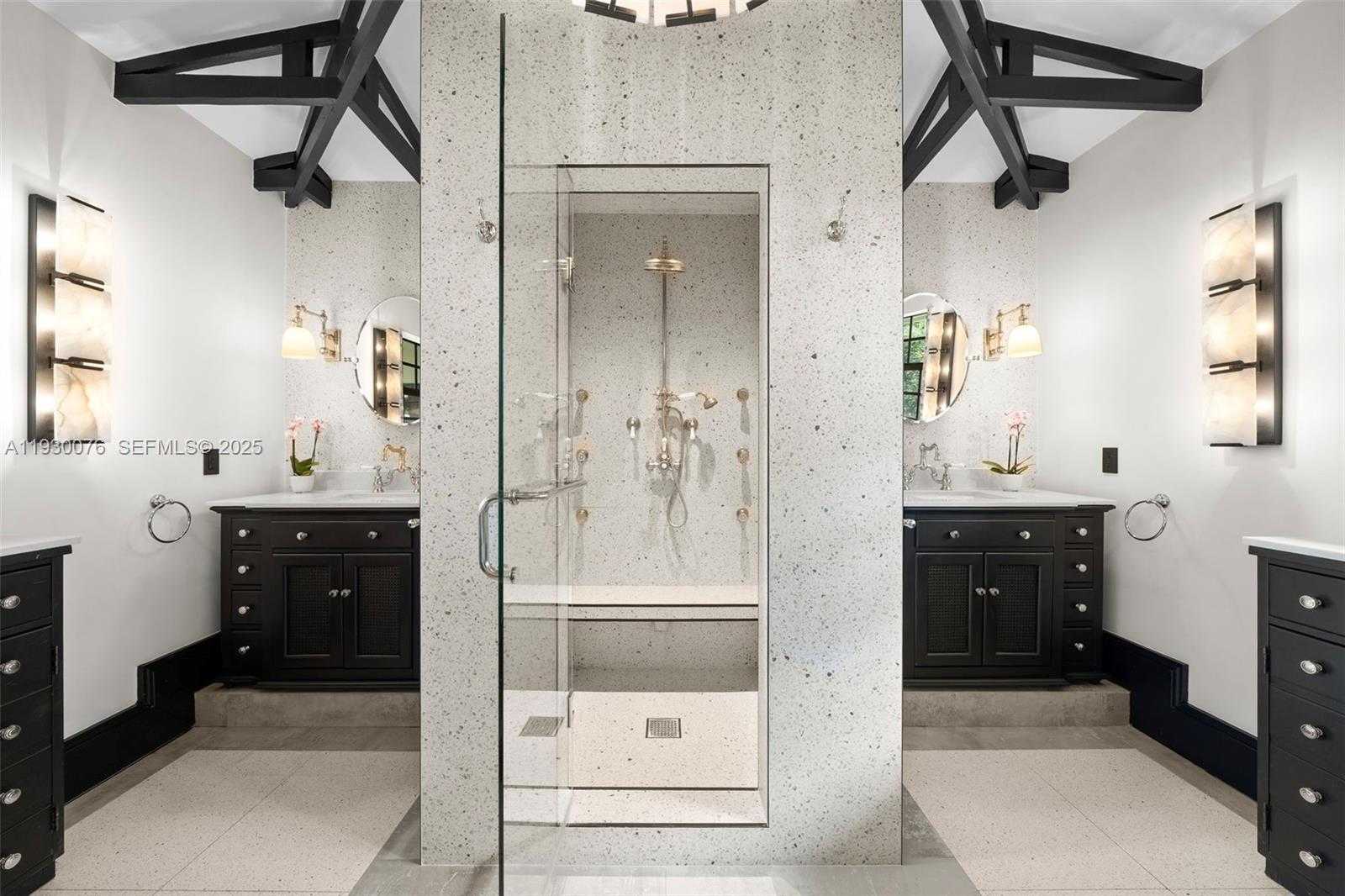 Small Image of 980 BELLE MEADE ISLAND DR, Miami Number 50