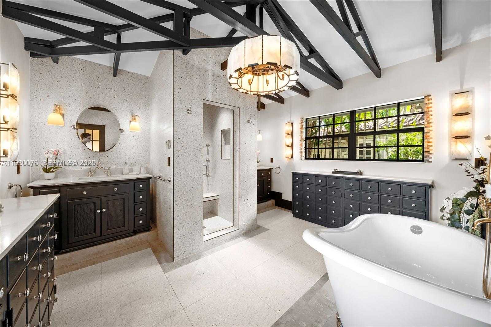 Small Image of 980 BELLE MEADE ISLAND DR, Miami Number 55