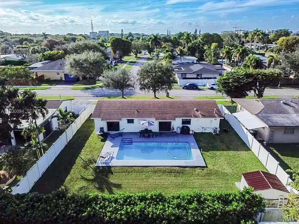 Small Image of 18133 SOUTH WEST 93RD AVE, Palmetto Bay Number 22