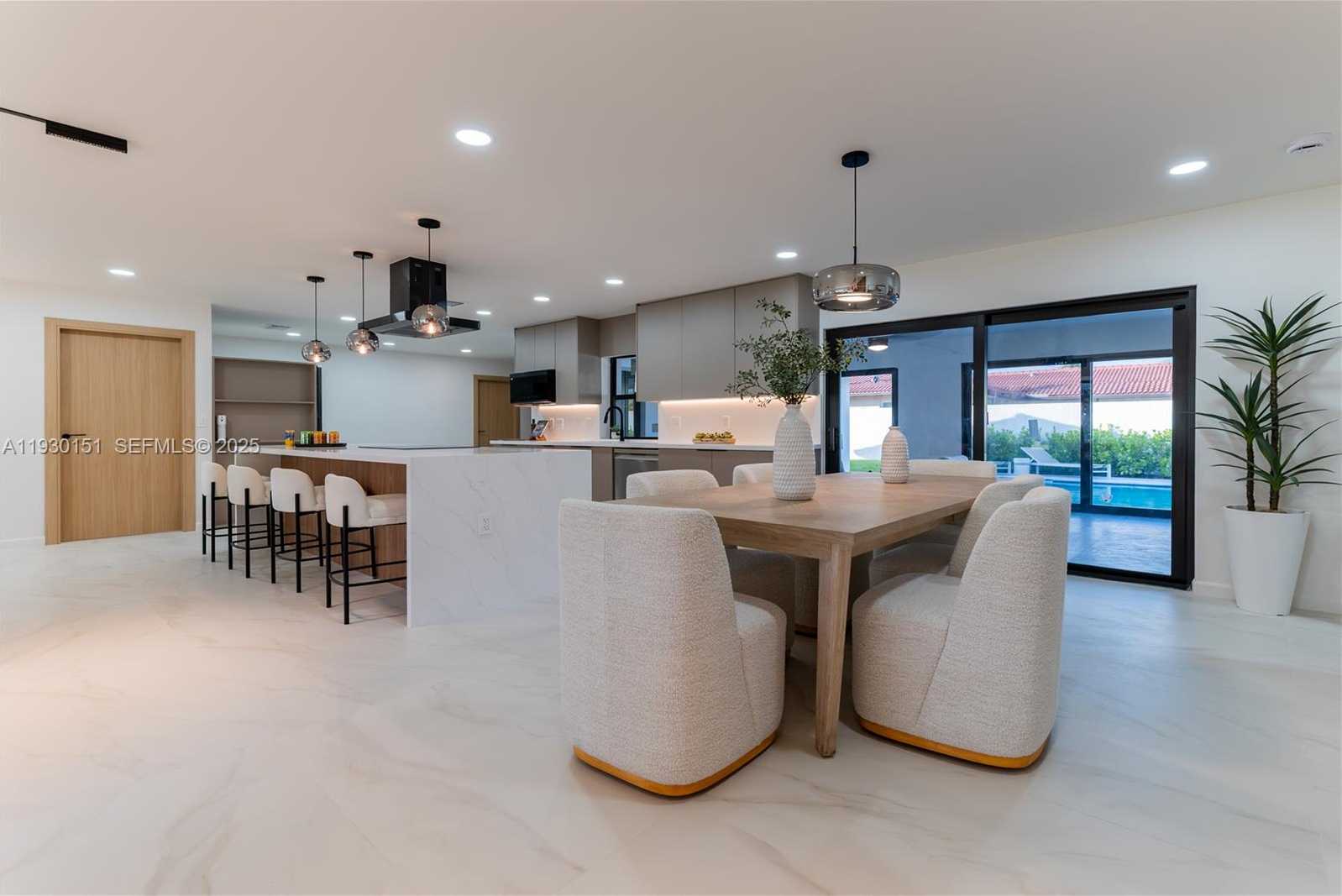 Imagen de Pequeño Objeto