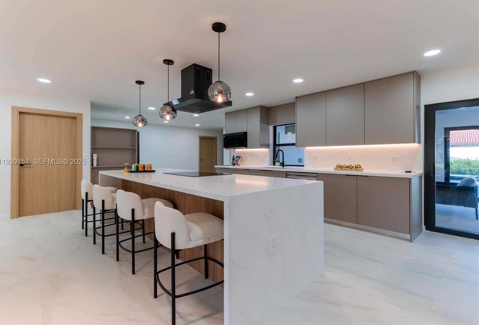 Imagen de Pequeño Objeto