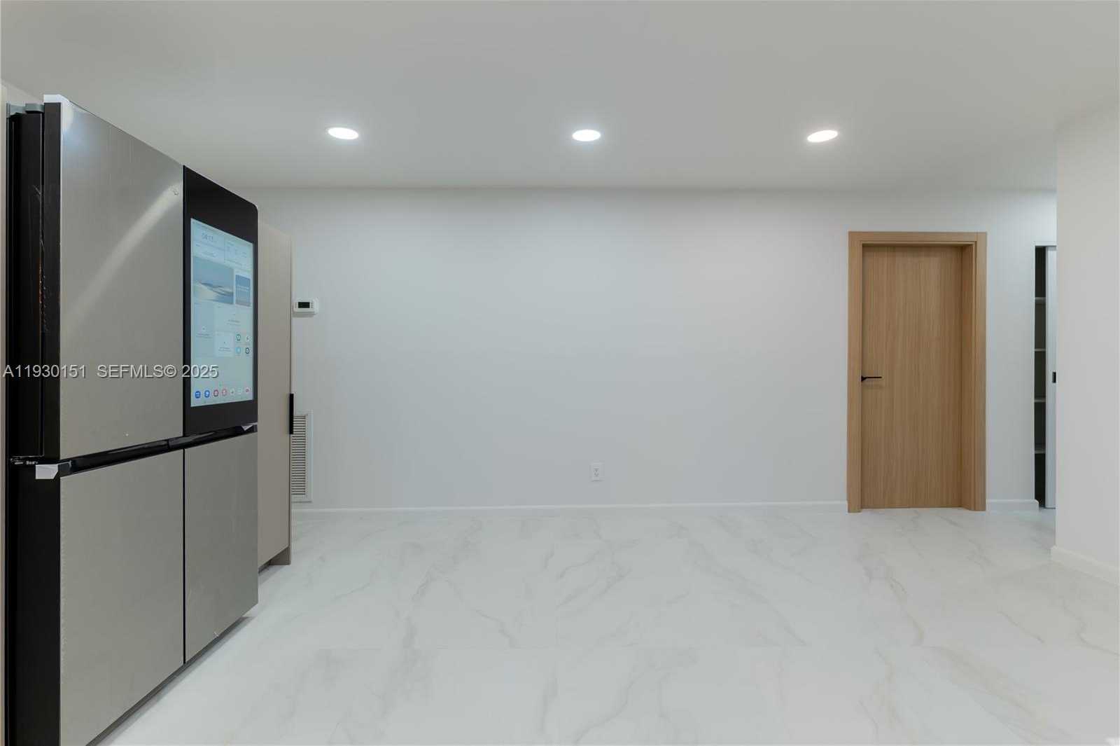 Imagen de Pequeño Objeto