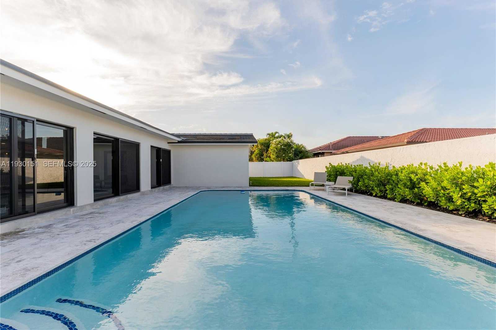 Imagen de Pequeño Objeto