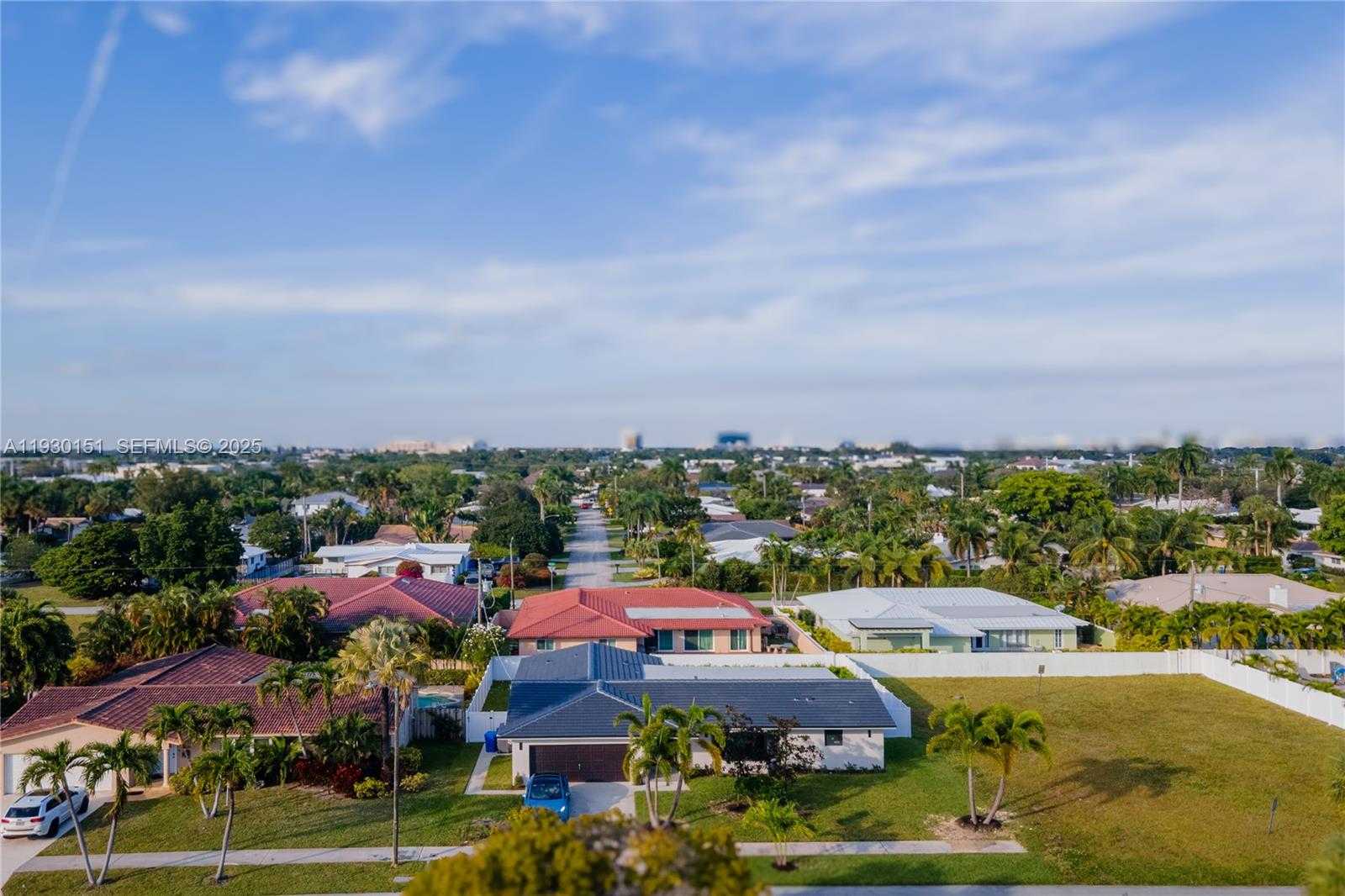 Imagen de Pequeño Objeto