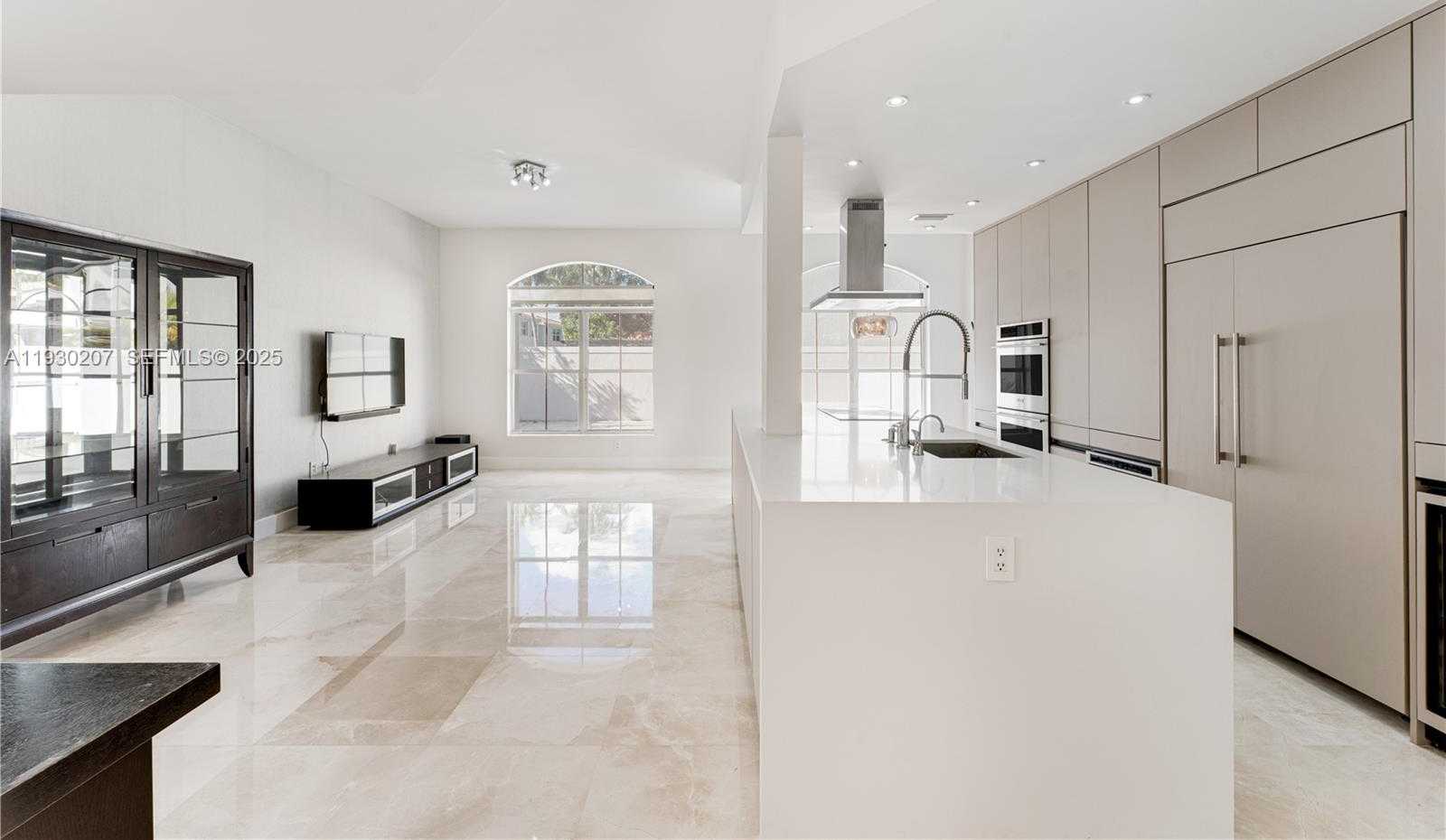 Small Image of 21156 NORTH EAST 33RD AVE, Aventura Number 3