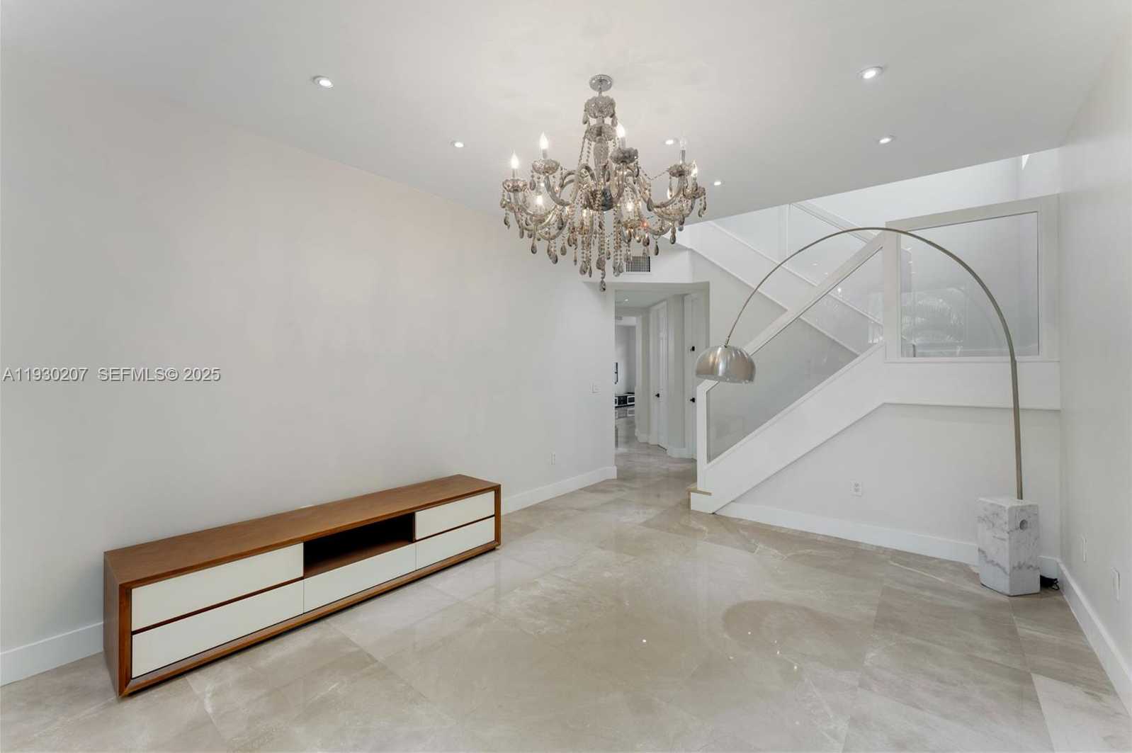 Small Image of 21156 NORTH EAST 33RD AVE, Aventura Number 4