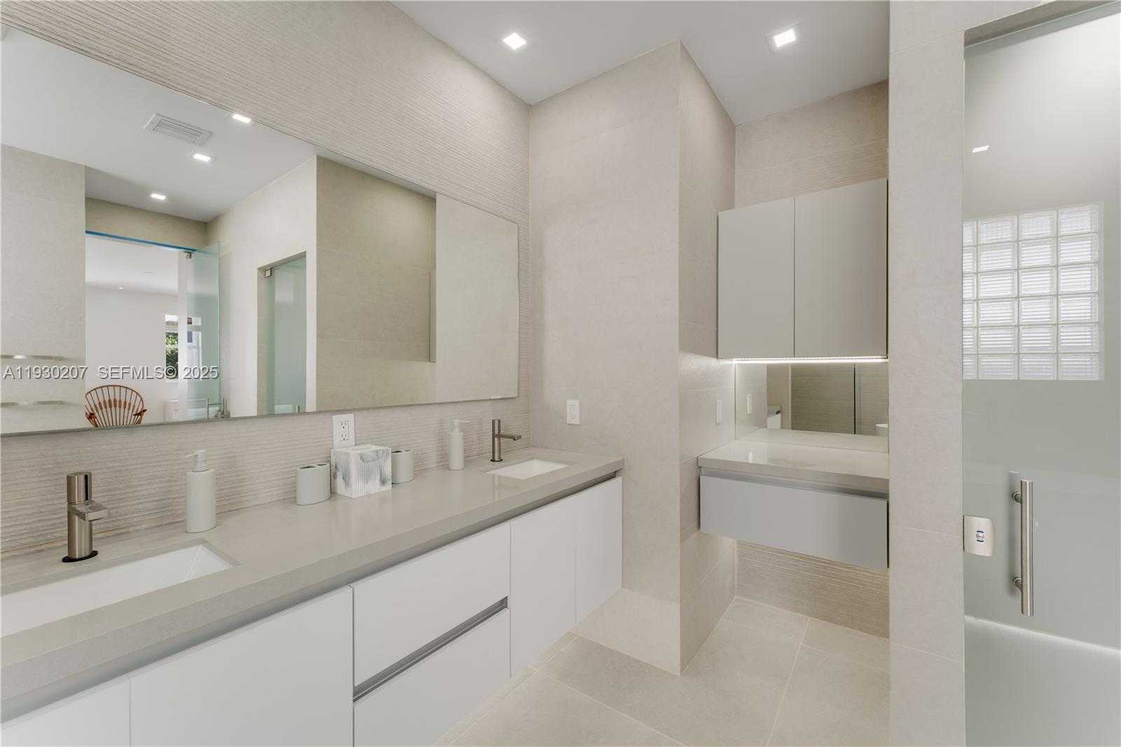 Small Image of 21156 NORTH EAST 33RD AVE, Aventura Number 9