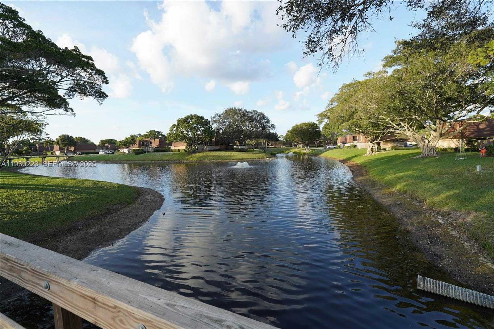 Small Image of 2427 24TH LANE, Palm Beach Gardens Number 19