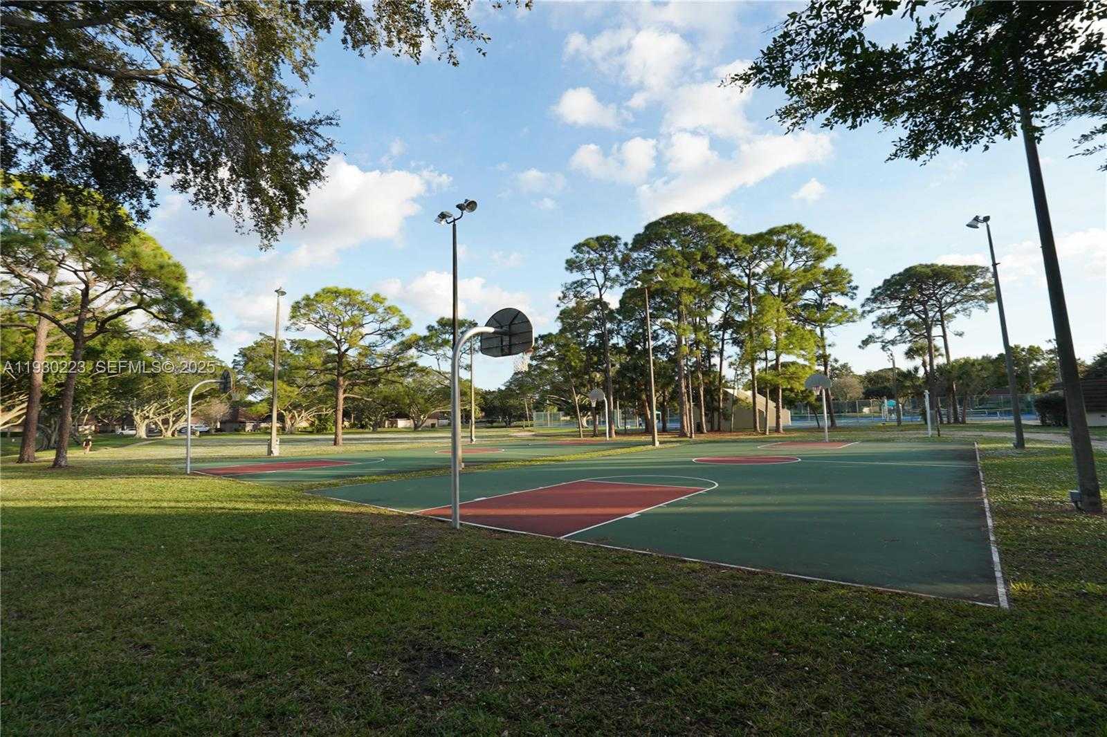 Small Image of 2427 24TH LANE, Palm Beach Gardens Number 2