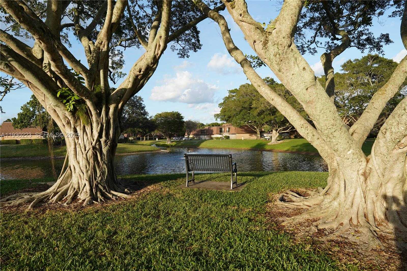 Small Image of 2427 24TH LANE, Palm Beach Gardens Number 22