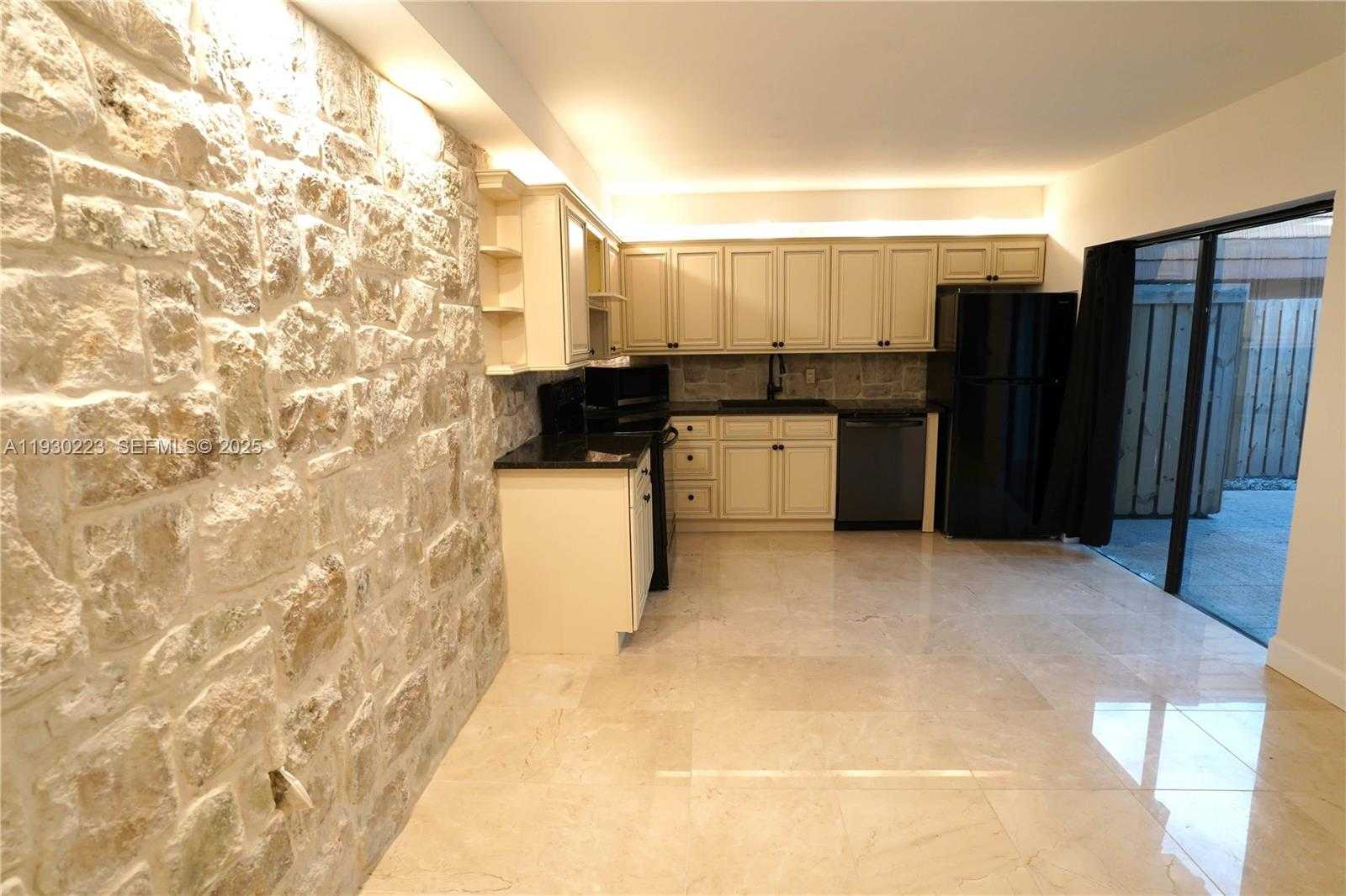 Small Image of 2427 24TH LANE, Palm Beach Gardens Number 28